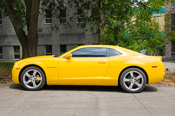 カマロ黄色 画像シボレー・カマロを20代の若者が最も多く購入している理由とは？clicccar.com