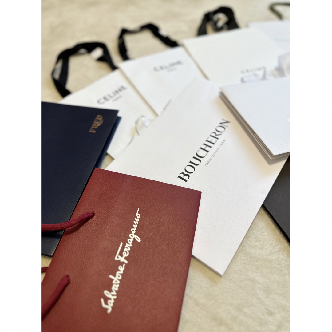 ブランド紙袋は買取へ！買取相場や売れやすいブランドを解説 捨てられない人も必見出張買取サービス 買いクル