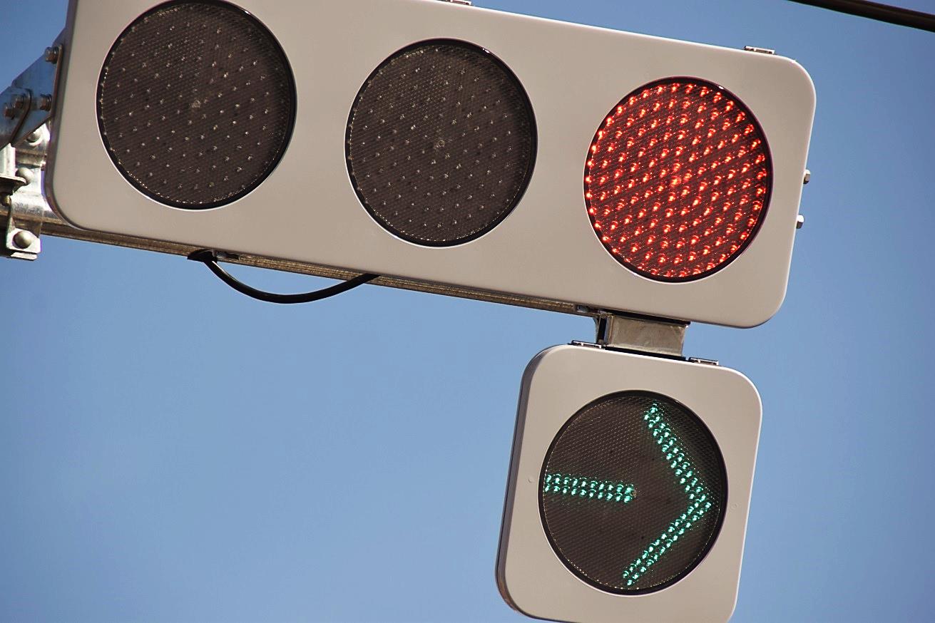 交通信号機の展覧会-ブログ: フラット型信号機について about Board Shape Traffic Light