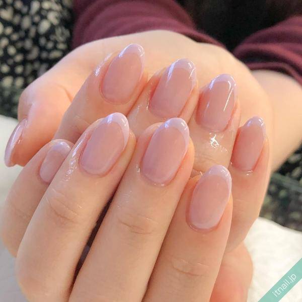 オフィスもＯＫな夏ネイル！シンプル＆大人可愛い「オフィスネイル」50選♡Jocee@最新ニュース