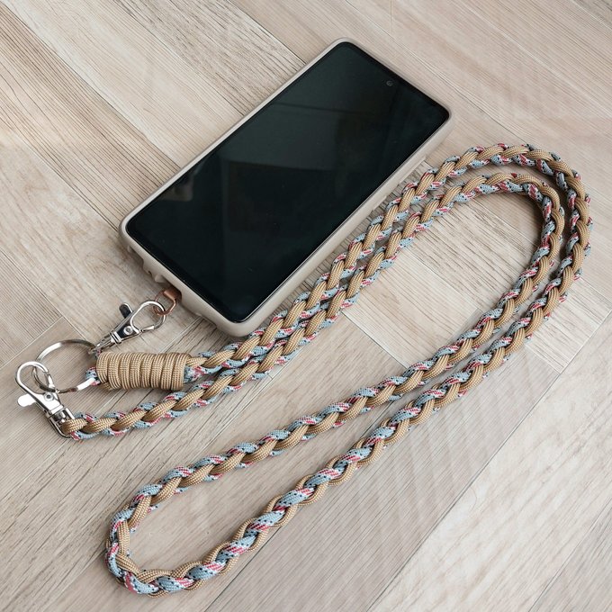 ユキ様 パラコード スマホショルダー スマホストラップ簡単DIY メルヘンアウトドアコードで作るネックストラップ！長めに結べばスマホショルダーに！neck strapSmartphone shoulder：概要欄にレシピ公開中