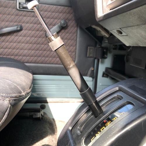 楽天市場 リアル カーボン シフトノブ 丸型 M8 M10 M12 トヨタ ホンダ 日産 マツダ 三菱 スバル マニュアル オートマ MT AT 汎用ピッチ 変換アダプター付き 86 ハイエース トラック : 防犯カメラ専門店 グッドアイズ