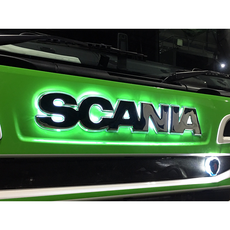 Nissan UD Diesel エンブレム レトロ NISSAN DIESEL UDトラック エンブレム