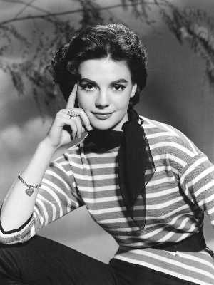 自信が持てない人へ。ココ・シャネルの名言「あなたが私のことをどう思おうと 」英語＆和訳 偉人の言葉鈴木隆矢- エキスパート -Yahoo!ニュース