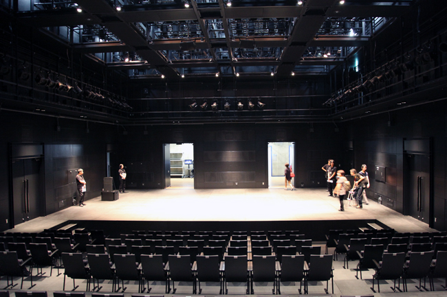 東京芸術劇場 東京都豊島区- LiveWalker