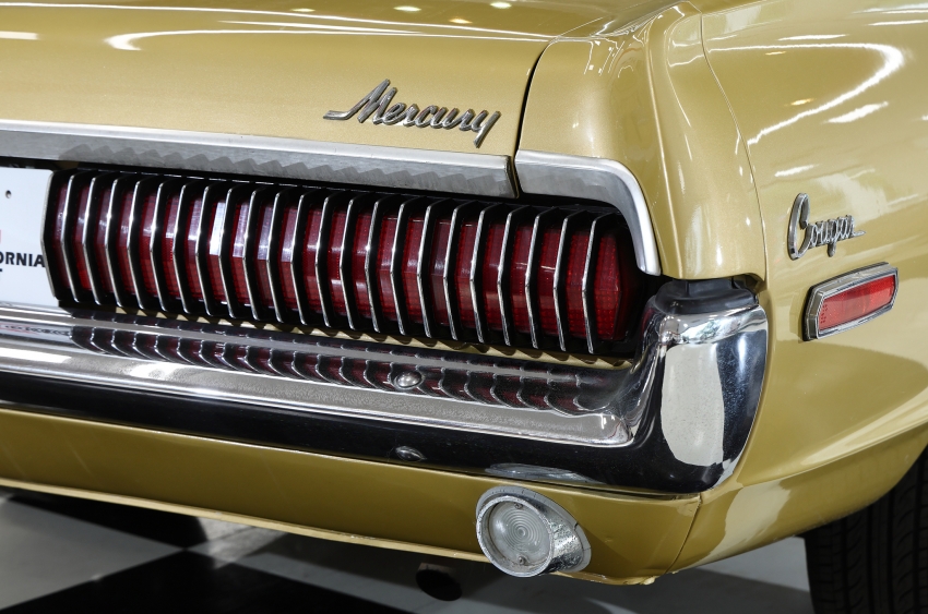 いつかボディーフルカスタムペイントしようと目論み中😎アメ車アメ車好きと繋がりたいアメ車のある生活アメ車好きビンテージカークラッシックカーコブーハウスガレージアメリカ1950年シボレーセダンデリバリーホットロッド1950chevy1950