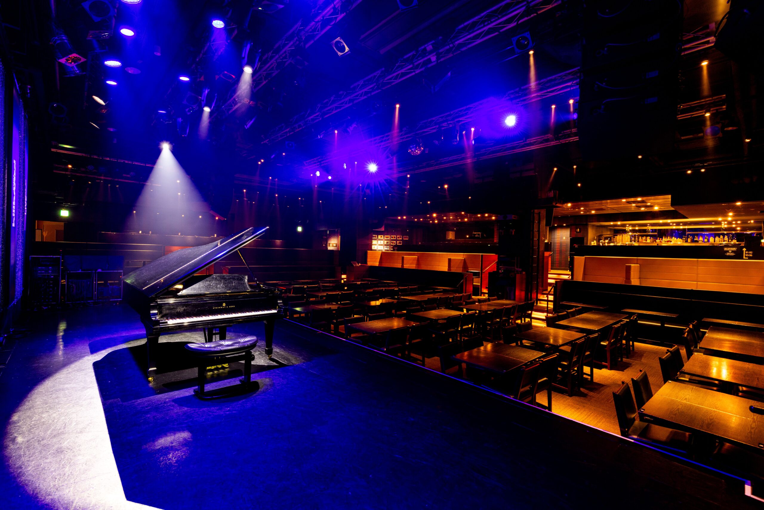 初めてのビルボードライブ大阪！服装はカジュアルでOK - わくわくもんだ