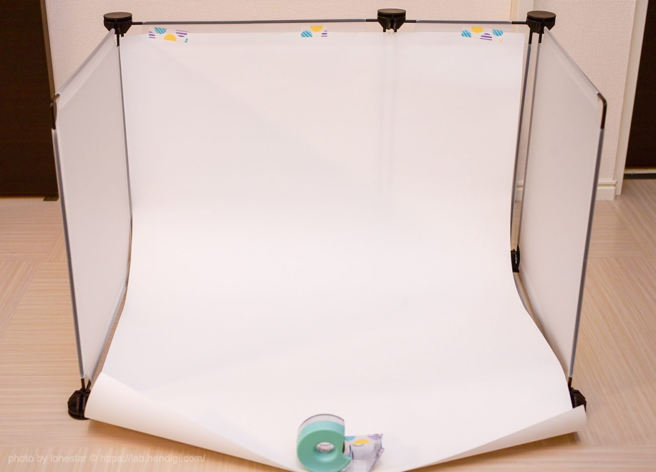 100均材料で 折りたたみできる撮影ボックスを作成: プログラマの歩き方