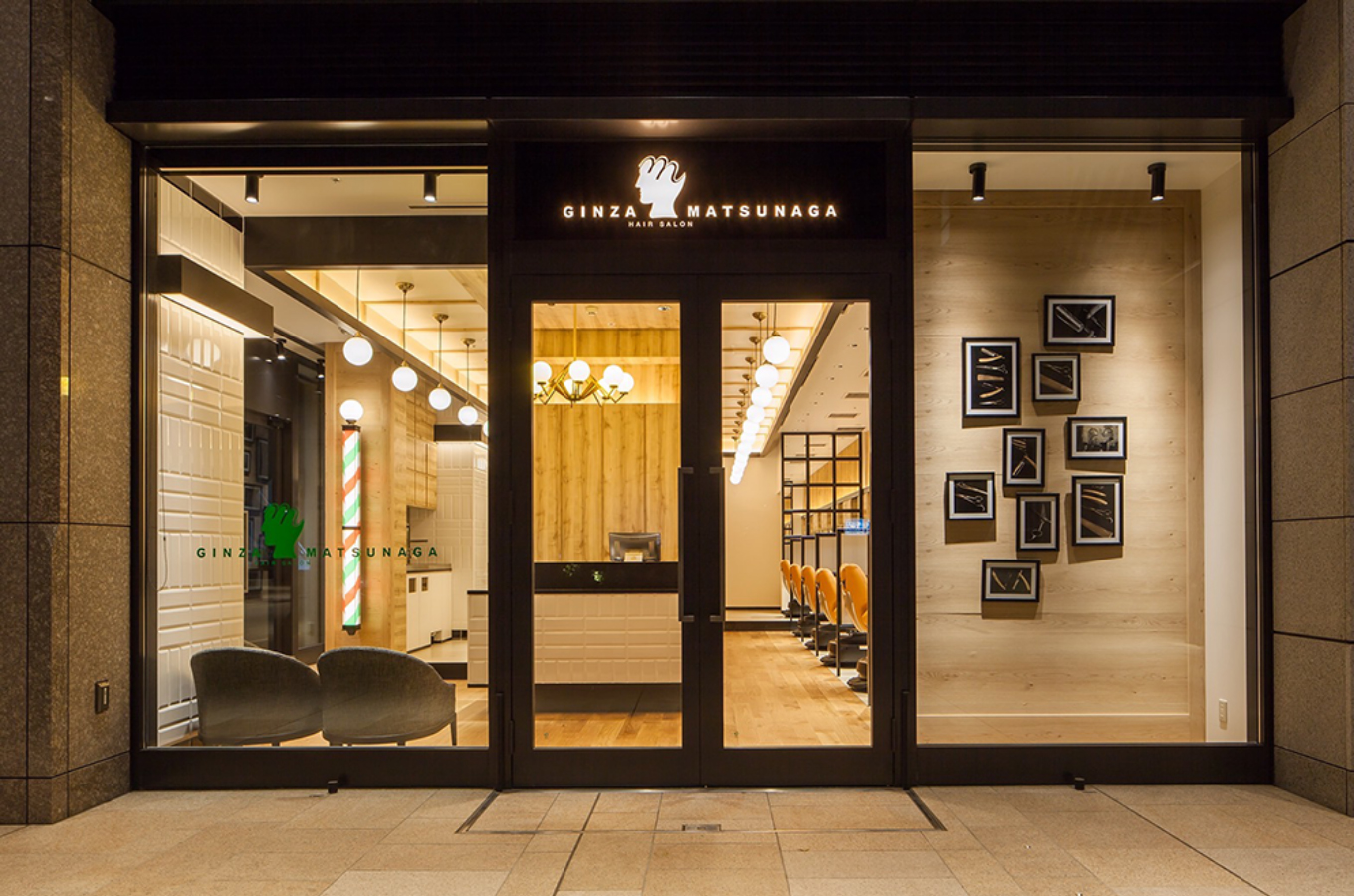 京橋エドグラン 搬入車入口 駐車場 - YouTube