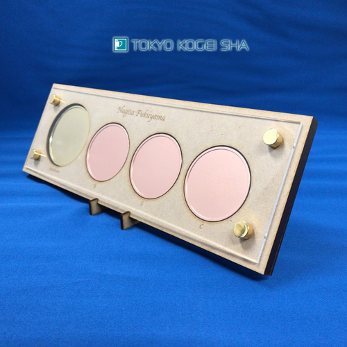 Dafftos トロフィー メダル 棚ハンガー リボンホルダー ディスプレイ メダル 壁 メタル ラック オーガナイザー フレーム 人気商品 スポーツ メダルディスプレイホルダー 10-15kg荷重 メダルディスプレイハンガー ブラック 頑丈なスチール賞ディスプレイラック 野球 メダル