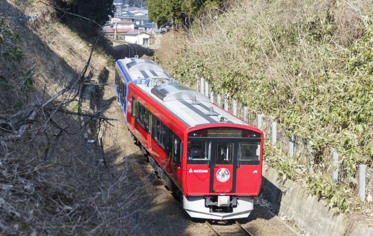 ＪＲ九州：これが新型の蓄電池電車８１９系のＤＥＮＣＨＡ毎日新聞