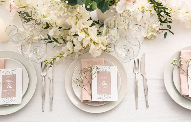 結婚式の装花 今年はオレンジやピンクが人気！？トレンドを徹底解剖みんなのウェディングニュース