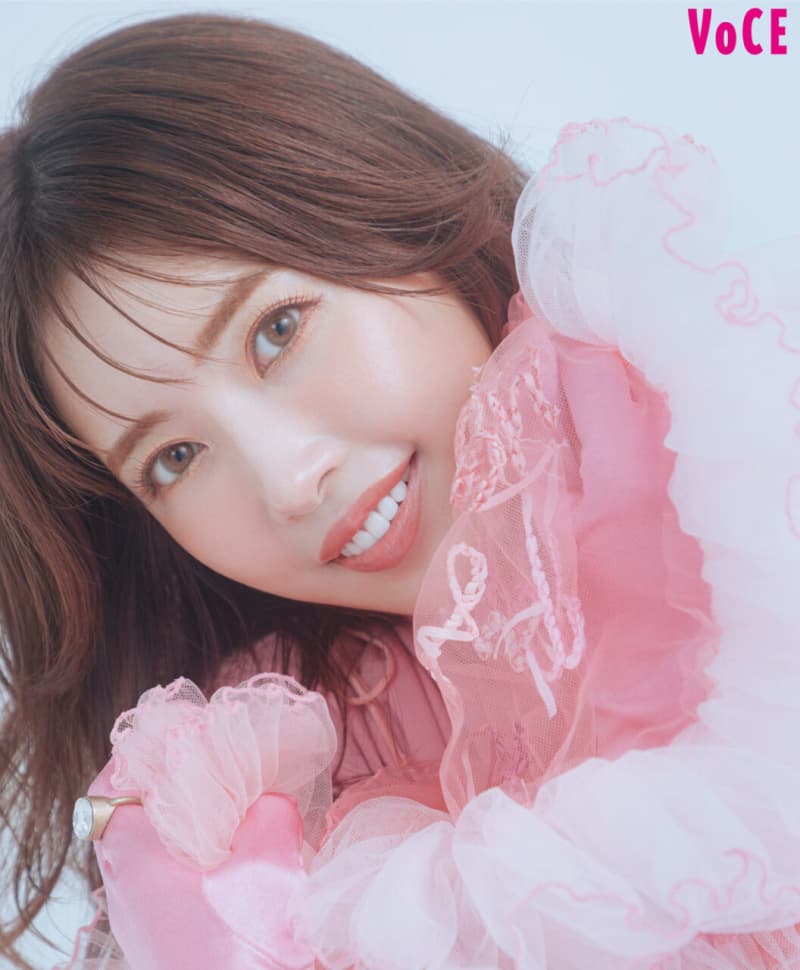 くみっき ー 舟山久美子カリスマギャルモデルの光と闇。多額な借金の返済から見えた本当の幸せとは VOCE特別インタビュー 美容メディアVOCE ヴォーチェ