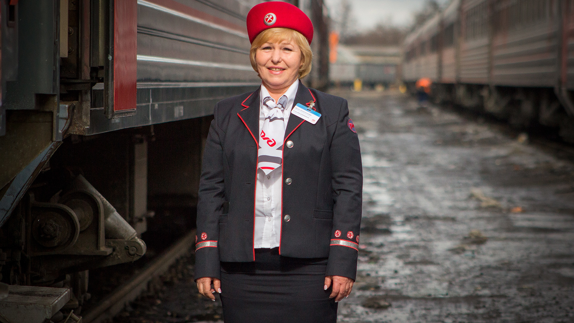 鉄道車掌 - 職業詳細職業情報提供サイト job tag