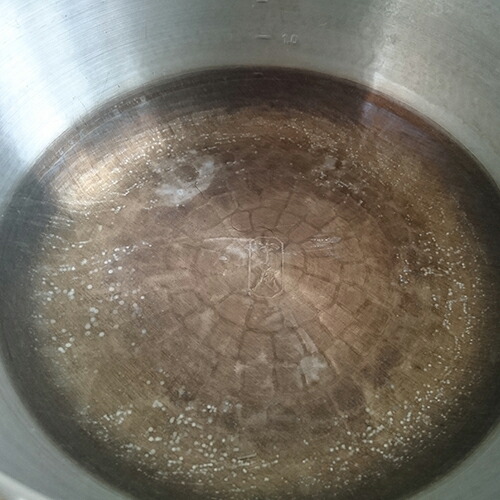 まるで新品 ステンレス鍋の焦げ付きと焼き付きを残さず落とす方法