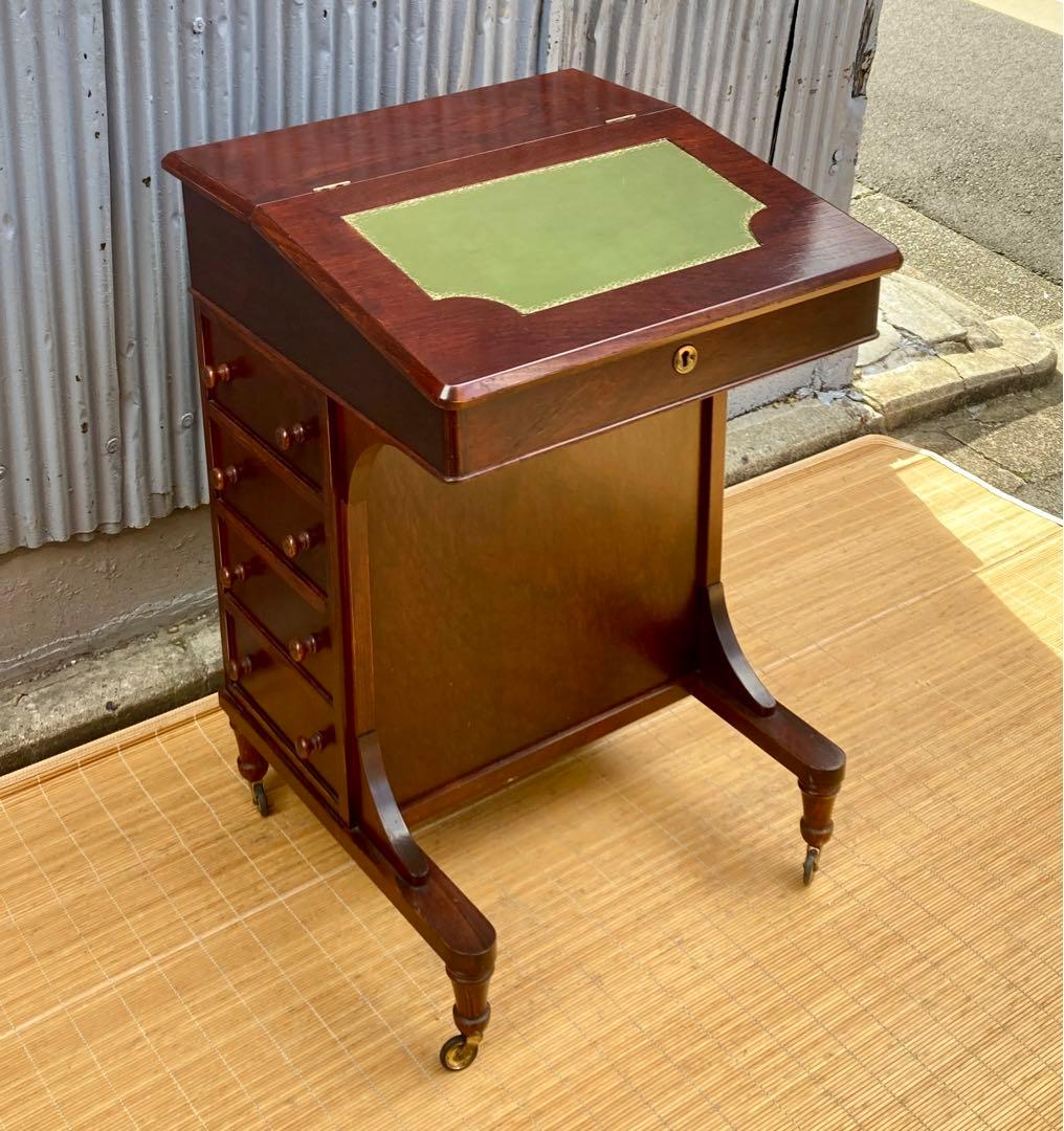 ダベンポート ハンドペイントで描かれたお花と鳥の絵柄が美しいコンポート – Rose Antiques