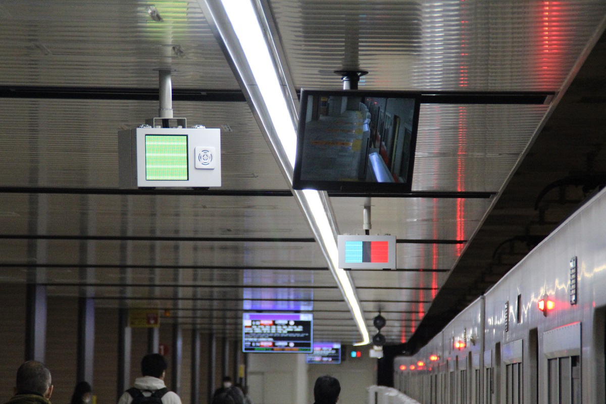 神戸市 阪急 神戸三宮駅 「可動式ホーム柵」 ホームドア2020年10月～2021年2月稼働