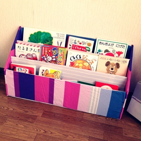 牛乳パックと段ボールで本棚！ - 親ヒツジ日記