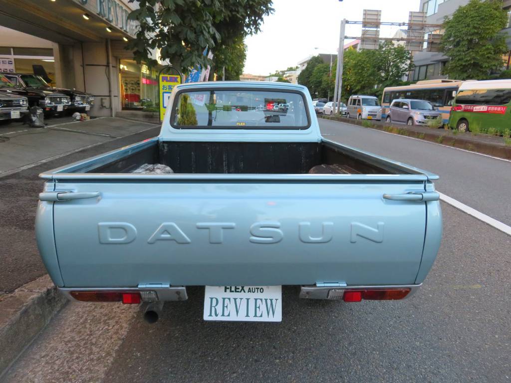 ご成約済みＨ4年 ダットサントラック 2.0GLロングWORK16AWローダウンUS仕様❗️ レア物降臨！！タマ数激減中の21系ダットラ！走行多めですが機関系良好です！WORK１６AWローダウン、ＵSkコーナーマーカー、リアメッキステップバンパー社外ステア、USチックシートカバー