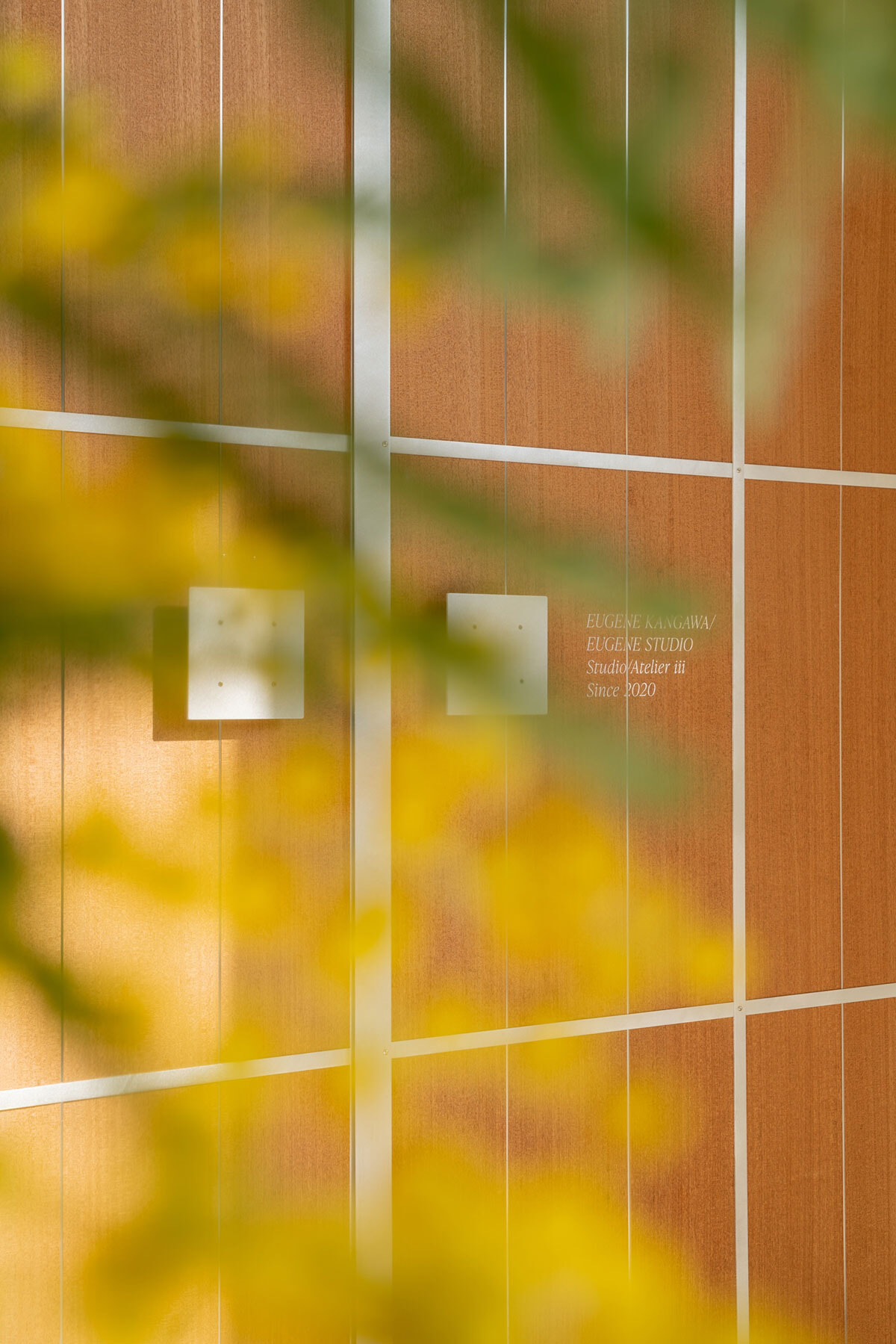 2026年、バリ島にユージーン・スタジオの美術館が開館。設計はインドネシアを代表する建築家、アンドラ・マティン。カーサ ブルータス CasaBRUTUS