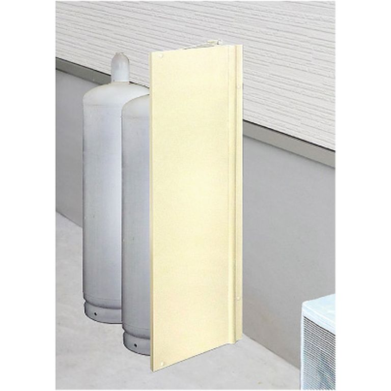 夏のDIY模様❣️ - 猛暑の中で完成させた目隠しフェンス