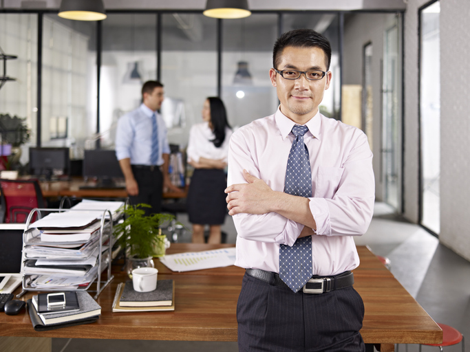 ホームページの代表挨拶の書き方と、社長の想いが伝わる例文を紹介株式会社物語ライティング