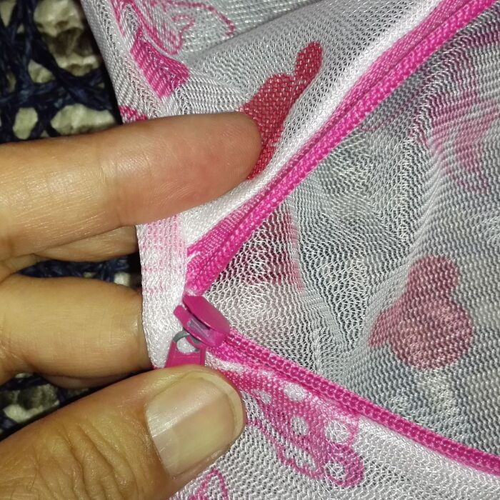 壊れたファスナー チャック の修理方法！外れた・噛み合わないときの直し方ワタシト