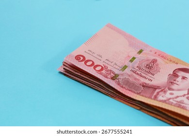 バーツ」の7.4万点のロイヤリティフリー画像、写真素材、絵Shutterstock