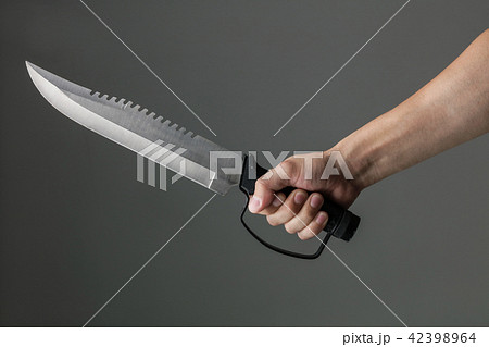 マナー以前の、ナイフとフォークの持ち方で育ちがわかってしまう育ちがいい人だけが知っていることダイヤモンド・オンライン