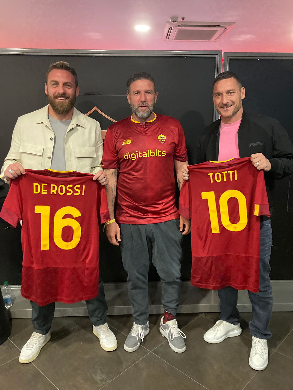 神戸 元イタリア代表デロッシにオファー？現地メディアが報じる - スポニチ Sponichi Annex サッカ