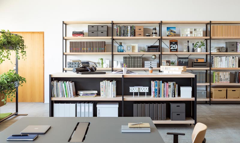 6畳〜10畳の事務所レイアウト事例自宅、1人〜2人用の狭い事務所をおしゃれ＆広く使うアイデアコラムナジャム リゾートスタイルリノベーション