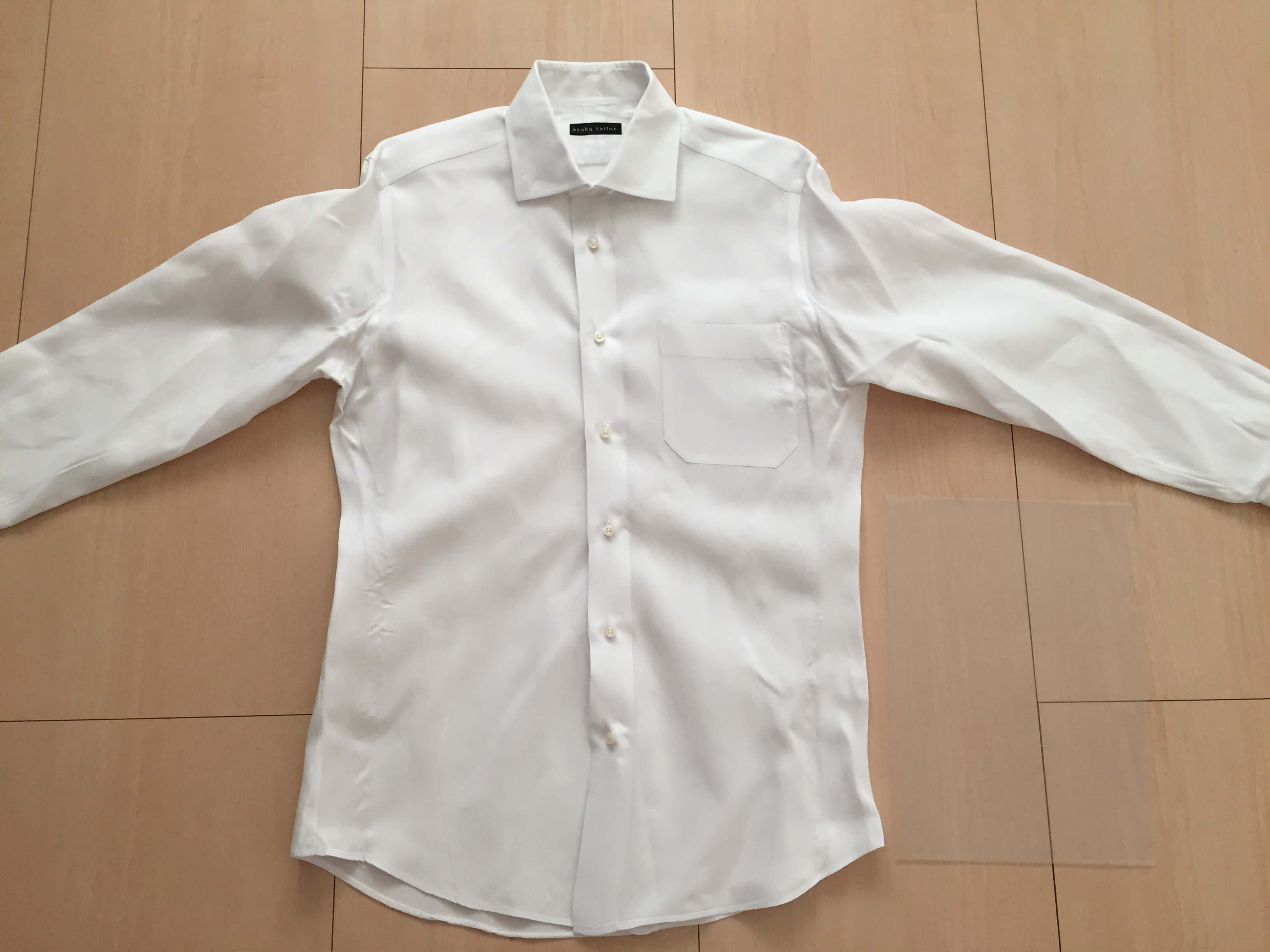 シャツ収納シート ワイシャツ たたんで シワのない収納 きれいに 簡単 出張ワイシャツケース便利 ４枚セット クリップ８個付