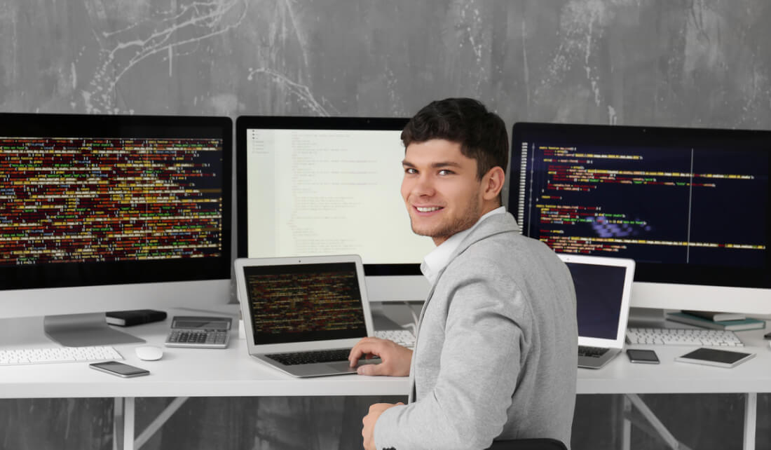 プログラマーイラスト」のアイデア 17 件イラスト, プログラマー, ビジネスイラスト