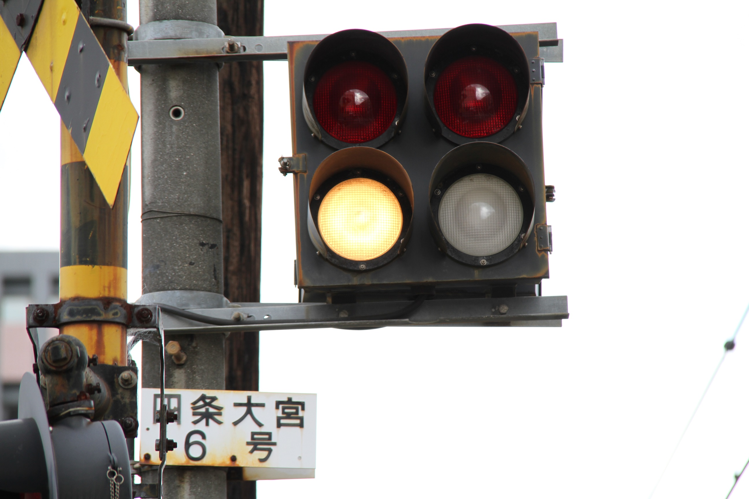 全方向警報灯」製造工場へ潜入！ プラレールの踏切が「59年の歴史で初」の進化を遂げた理由 2 2ねとらぼ：2ページ目