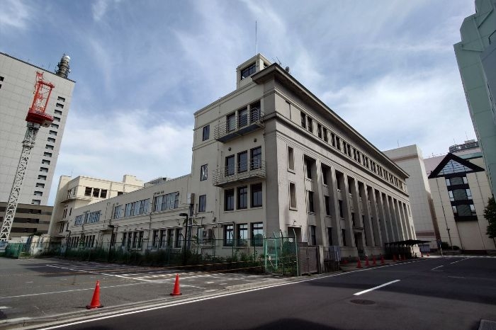 郵船ビルディング - Wikipedia