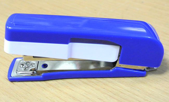 まわるホッチキス 未開封品 ≫ダイソー DAISO - メルカリ