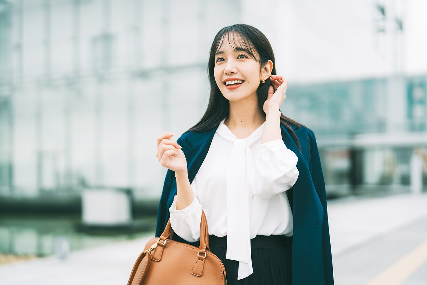 春夏新作 セットアップ メンズ 長袖 カジュアルスーツ ファション 30代 20代 ウォッシャブル 通勤 オフィス 長ズボン 卒業式 夏 メンズ 夏の オフィスカジュアルスタイル特集！注意点を押さえておしゃれに着こなそうコラム AOKI公式通販