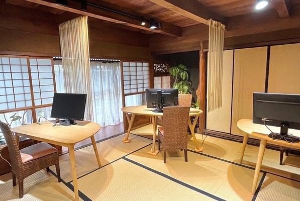 喬木村の古民家が誰でも使える仕事場に変身 コワーキングスペースとシェアオフィス備え､交流の場目指す信濃毎日新聞デジタル 信州・長野県のニュースサイト