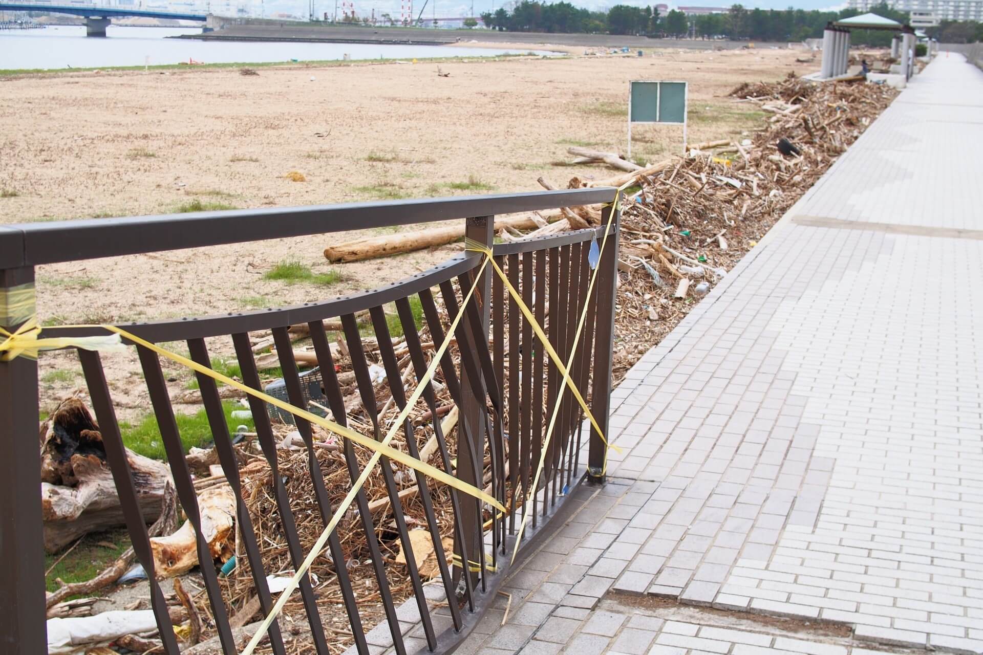 車でぶつけたフェンスの柱を″1本だけ”取り替える工事ブロック屋ほろさんのblog