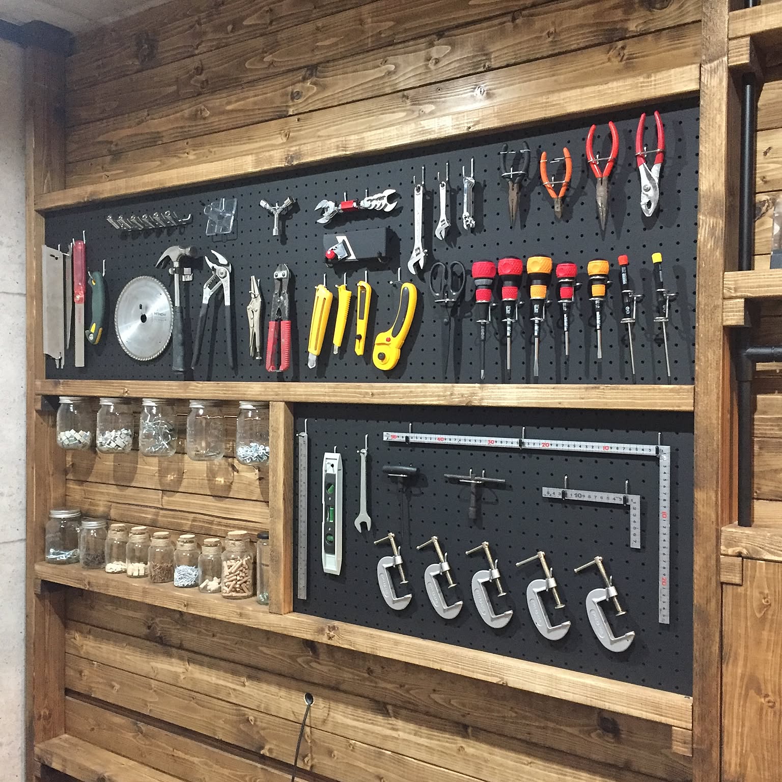 電動工具の収納法とは？整理術とおすすめアイテムで作業効率アップ