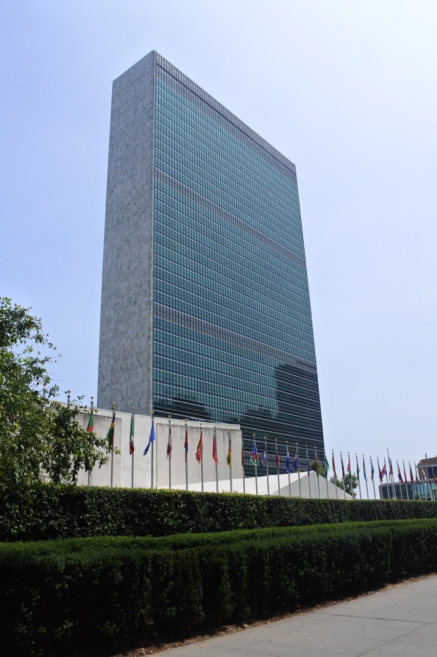 国際連合本部ビル」の6326点のロイヤリティフリー画像、写真素材、絵Shutterstock