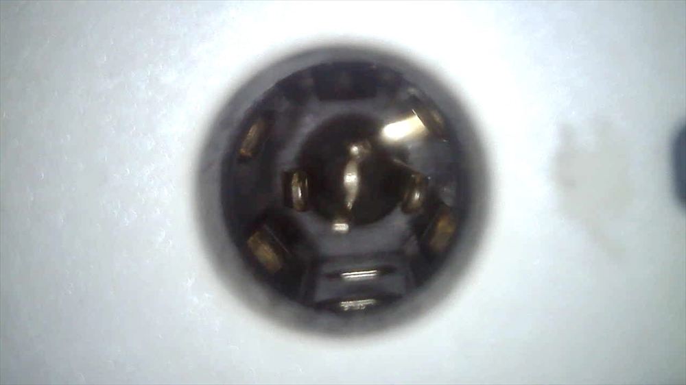 Macbookが充電マークを表示 : r mac