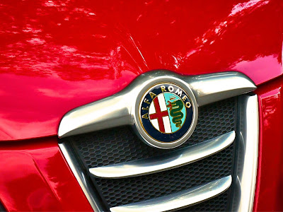 国産車・外国車のエンブレム9つ紹介！なかなかお目にかかれない珍しいエンブレムも紹介！運転ドットコム