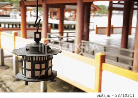 軒灯」イメージのデザイン事例 店舗デザイン.COM