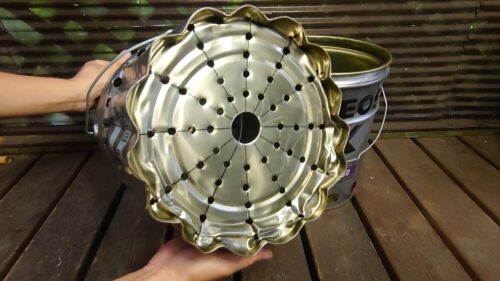 自作したペール缶薪ストーブを改造 二次燃焼三次燃焼 のぞき窓ガラス取り付け 薪スト 焚火台ペール缶薪ストーブ自作 焚火 暖炉 オイル缶アウトドア キャンプグッズ - YouTube