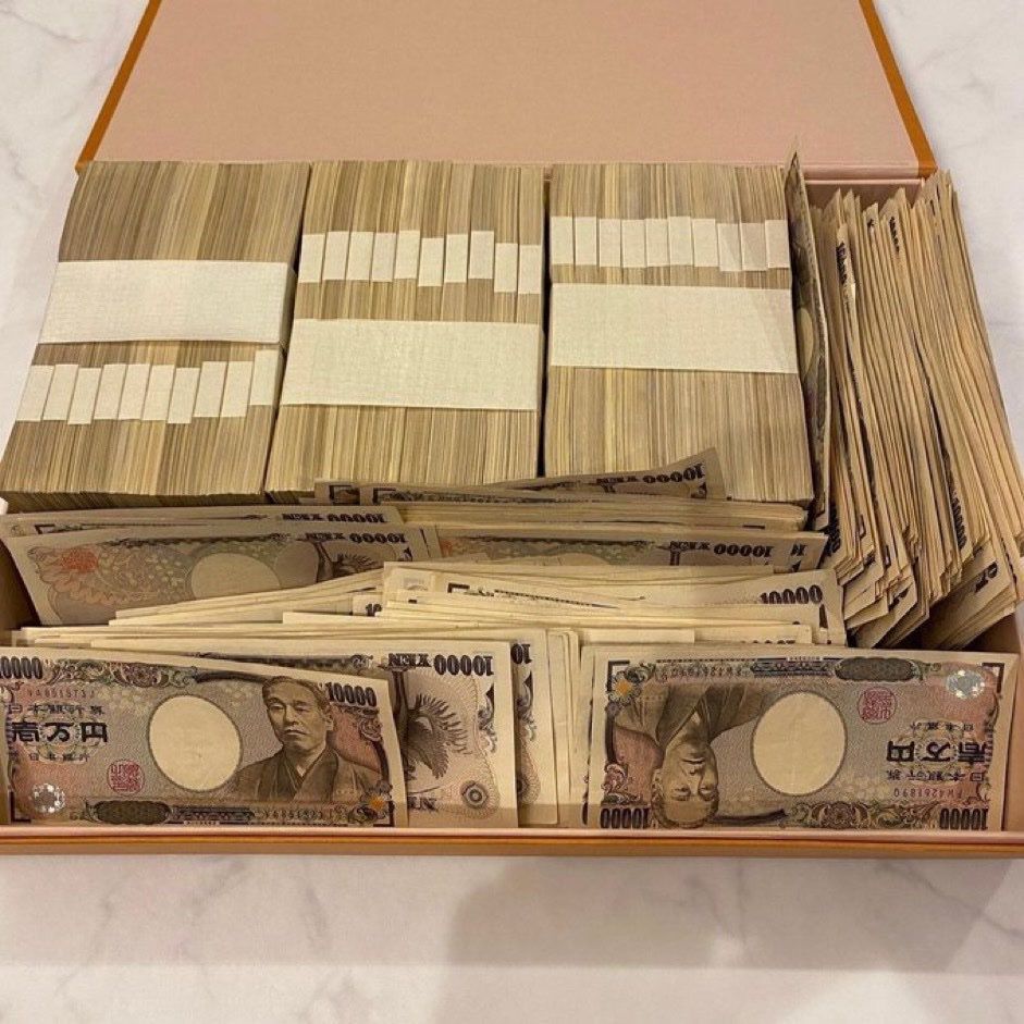 お金の山の写真・画像素材-Snapmart スナップマート