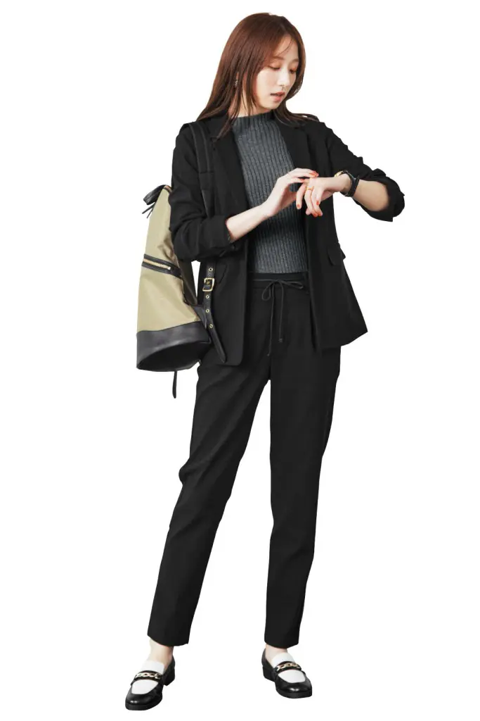 研修にふさわしい服装とは スーツ以外TikTok