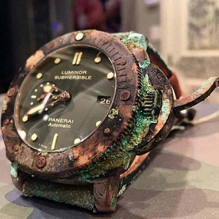 レビュー パネライ ブロンゾ PAM00671 第3弾はネイビーダイヤル！何でいつもサブマーシブルなんだ？ZENMAIのココ東京