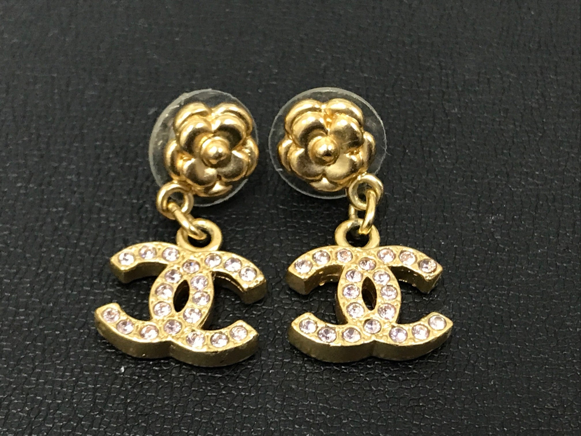 兵庫県 神戸市 シャネル アクセサリー ピアスの買取参考価格一覧ピアス アクセサリー を最新価格相場で高く売るなら｢なんぼや｣