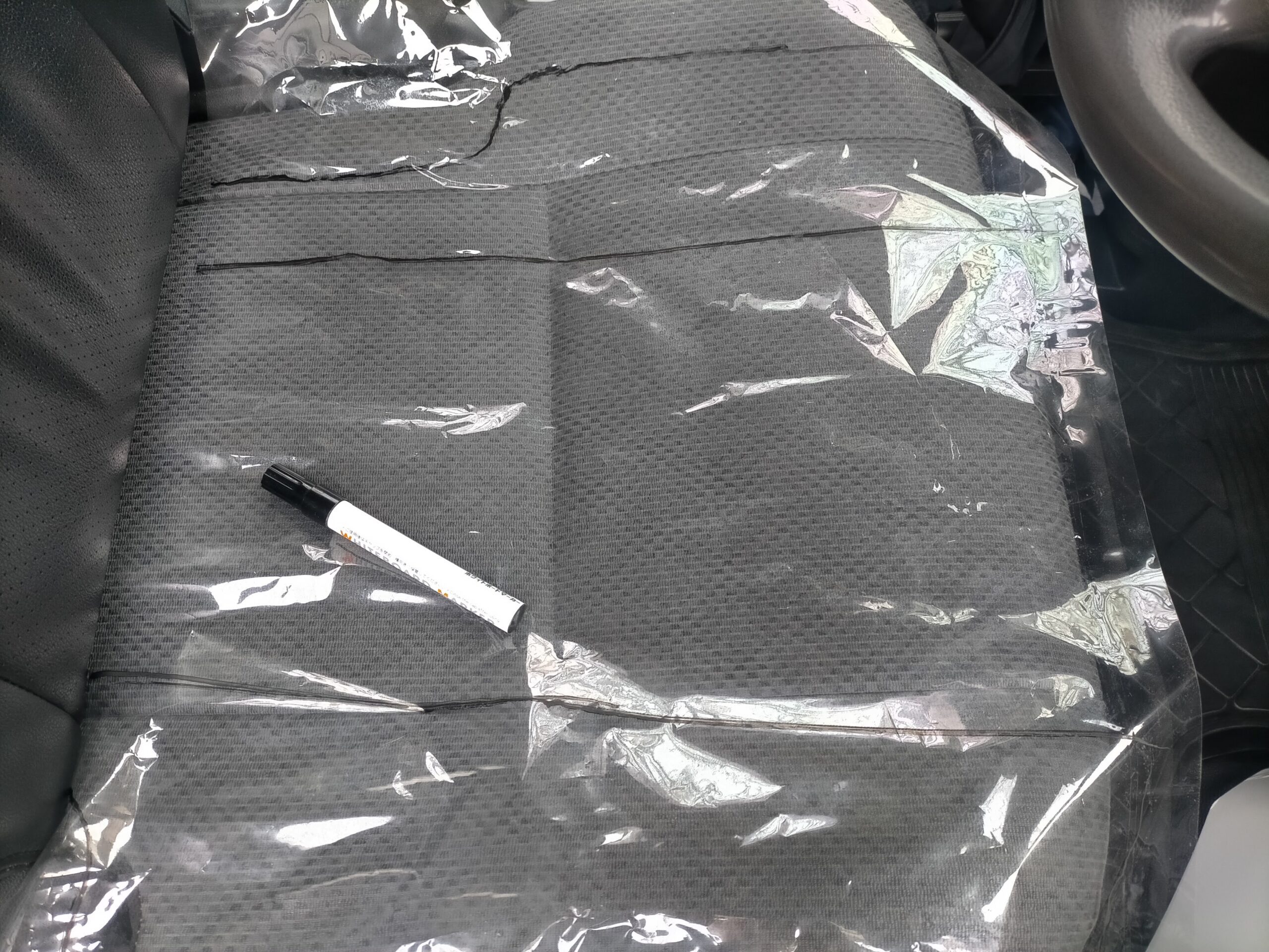 車のシートカバーを作った。: 林山キネマの日常劇場